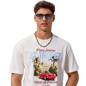 T-shirt pour homme à imprimé graphique, col rond décontracté, manches courtes, tissu léger et respirant, style streetwear élégant, à porter au quotidien - Product Image 1