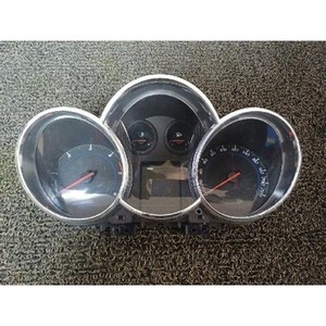 Paneles de Instrumentos Usados para Cruze 95080013 - Product Image 1