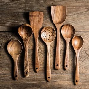 Cuchara de Madera Segura para Alimentos, Hecha a Mano con Acabado Lacado, Utensilio de Cocina para Servir, Pedido al por Mayor - Product Image 2