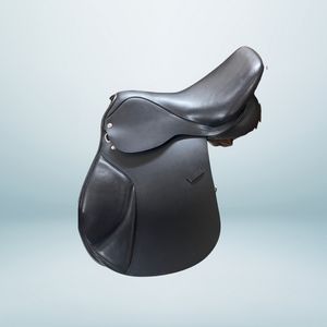 Sillín inglés multiusos de primera calidad, sillín de carrera con árbol de plástico de madera de cuero y herrajes de latón ZEN HORSE WORLD 2017 - Product Image 1