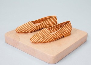 Sandales plates en raphia - Product Image 2