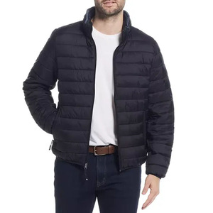 Chaqueta Acolchada de Invierno Unisex, Gruesa, 100% Nailon, con Cierre Frontal Completo, Corte Ajustado, Relleno de Algodón, Cuello Alto, Diseño de Parches, Impermeable - Product Image 4