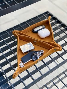 Boîte de rangement pliable en cuir véritable faite à la main, durable, pour la protection et le rangement, cadeau personnalisé, boîte à accessoires de bureau - Product Image 4