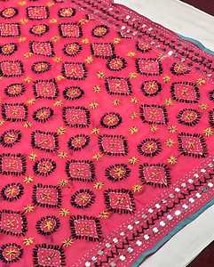 Dupatta Phulkari Hecha a Mano, Bufandas Hechas a Mano en Varios Colores y Diseños, Dupatta India Ligera, Regalo de Boda India - Product Image 3