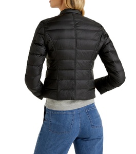 Veste d'hiver matelassée en polyester respirant et léger avec fermeture éclair, vente en gros, vestes matelassées personnalisées pour unisexe pour l'automne - Product Image 3