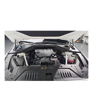 Genesis GV70 2024 2.5T Gasolina 2WD 2617km Caja de Cambios Automática Asientos de Cuero Volante a la Izquierda con Cámara Trasera - Product Image 6