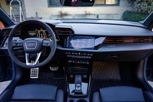 Voiture d'occasion fiable <span class=keywords><strong>Audi</strong></span> <span class=keywords><strong>RS3</strong></span> 2024 401 ch Turbo 5 cylindres - Product Image 2