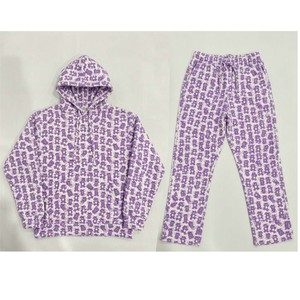 เสื้อฮู้ดดี้ผ้าฟลีซสีแดงคุณภาพพรีเมียมสำหรับผู้ชาย ปักโลโก้ตามสั่ง ขายส่ง แฟชั่นลำลอง แบบกลับด้านได้ พร้อมชุดวอร์ม - Product Image 6