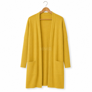 Cárdigan Largo de Punto Acrílico HMR Sisterhood Sorority, Color Amarillo Mostaza, Cuello Redondo, Frente Abierto, Estilo Casual, Color Sólido - Product Image 5