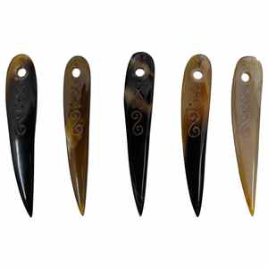 Unique Design Eco-Friendly Horn Large Two-<b>Eyed</b> Handmade Binding Tool Multipurpose Weaving/Knitting/Stitching - Product Image 1