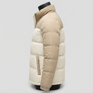 Veste matelassée pour homme, conçue avec un rembourrage léger, doublure douce, poches sécurisées, protection thermique et style moderne pour tous les jours. - Product Image 4