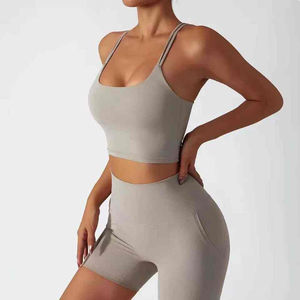 Conjunto Deportivo de Dos Piezas para Mujer, Verano 2025, Informal, para Gimnasio, Venta al Por Mayor, Shorts de Yoga Tejidos por Encima de la Rodilla y Top con Diseño Sólido - Product Image 1