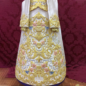 Vestido con Bordado Dorado de Jesús, Traje Blanco Dorado Hecho a Medida con Bordado a Mano Personalizado - Product Image 1