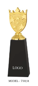 Trophée en forme de bouclier avec motif étoiles, en alliage de zinc plaqué or, argent, bronze, modèle 718, récompense sportive avec base en bois noir - Product Image 4