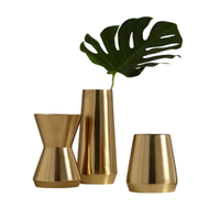 Vase à fleurs moderne en laiton, aluminium et fer, finition or brillant, fait main, écologique, pour mariage et décoration de table à la maison