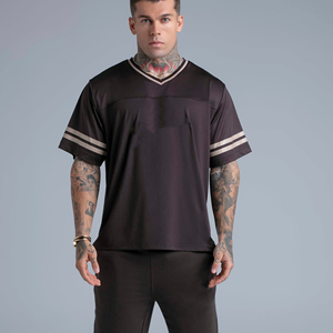 เสื้อยืดออกกำลังกายผู้ชายแบบรัดรูป แห้งเร็ว ระบายอากาศดี เหมาะสำหรับวิ่ง ฟิตเนส ทรงสั้น คอวี ใส่สบายในฤดูร้อน - Product Image 5