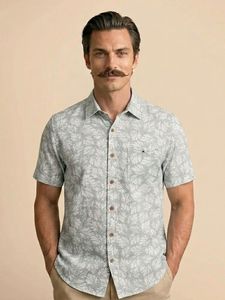 Enovate Men's Double Breasted Short Sleeve Casual Shirt <b>Light</b> Green <b>Leaf</b> Print Poplin Breathable Turn-down Collar Summer Style - Product Image 3