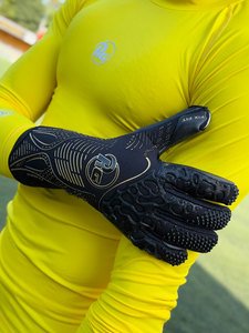 Guantes de Portero Roziv Sports, Diseño Premium, Última Tecnología, Redefiniendo la Innovación, Rendimiento y Comodidad, Látex Transpirable - Product Image 5