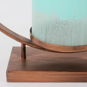 Candelabro Contemporáneo Hecho a Mano con Diseño Artístico de Metal Forjado, Portavelas de Estilo Antiguo para Decoración Clásica del Hogar - Product Image 3