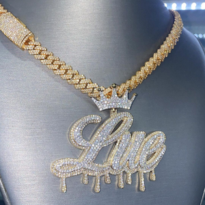 Pendentif Couronne de Luxe Personnalisé avec Diamants Moissanite, Bijoux Hip Hop, Collier Lettre Personnalisée - Product Image 4
