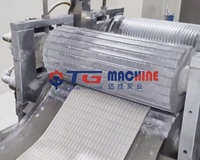 Automatische kauwgom extrusielijn, bubblegum meng- en extrusiemachine, kauwgom vorm- en snijmachine