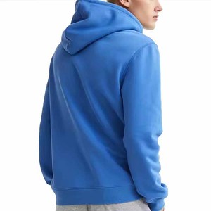 เสื้อฮู้ดดี้ผู้ชายสีฟ้าอ่อน แขนยาว ทรงปกติ คุณภาพเยี่ยม เป็นมิตรต่อสิ่งแวดล้อม ขายดีในช่วงฤดูหนาว ผลิตจากผ้าฝ้าย 100% รับสั่งทำแบบดิจิทัล - Product Image 3