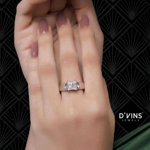 Anillo de Compromiso D'VINS con Diamante Natural de Corte Princesa Clásico de 2 Quilates, Color D, Chapado en Oro Sólido de 18K con Rodio para Ella - Product Image 5