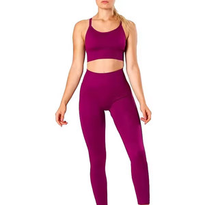 Soutien-gorge de sport yoga pour femmes Perfectionists, violet, col carré, dos nageur, maintien élevé, imprimé animal/léopard, détails en maille, sans coutures - Product Image 5