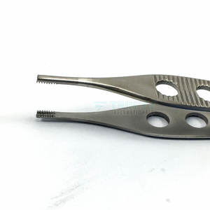 Pinzas Quirúrgicas Profesionales de Alta Calidad en Acero Inoxidable para Venta en Línea - Product Image 5