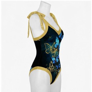 Ensemble de yoga 2 pièces imprimé papillon bleu avec finition dorée, body à col en V profond et jupe portefeuille longueur genou - Product Image 3