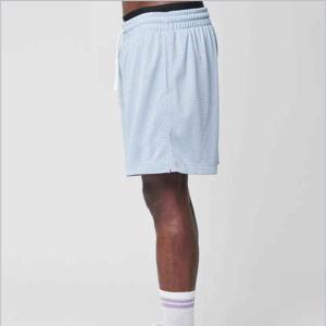 Shorts en maille de qualité supérieure, logo réfléchissant pour l'entraînement nocturne, vêtements personnalisés avec logo - Product Image 4