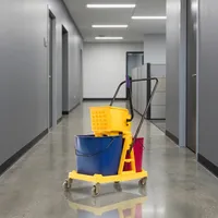 Chariot de nettoyage professionnel à double seau avec essoreuse à pression latérale pour hôtels et entretien ménager, en ABS