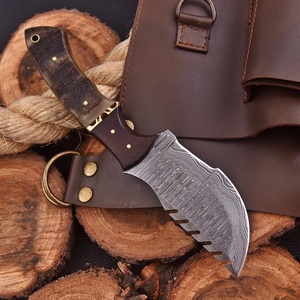 Cuchillo de caza y camping Nordic Forge Tracker de acero de Damasco, hecho a mano, con espiga completa, mango de cuerno de carnero y palisandro, con funda para transporte. - Product Image 4