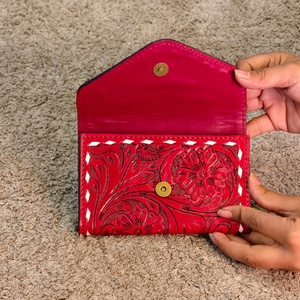 กระเป๋าสตางค์ผู้หญิงหนังแท้สไตล์วินเทจกันน้ำป้องกันการโจรกรรมของขวัญส่วนบุคคลฝาครอบคลัทช์ทำด้วยมือจำนวนมาก - Product Image 2