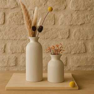 Elegant Black Ceramic Vase - Boho Chic Decorative Centerpiece Ceramic Vase Luxury Home Decorative Big Flower Ceramic Vase By UO - Product Image 1