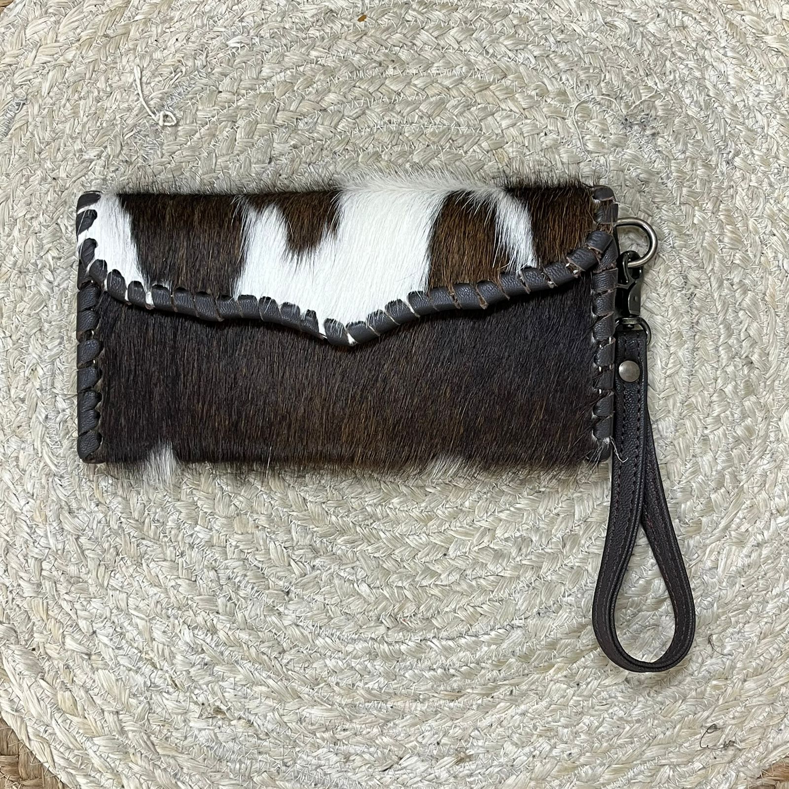 สีน้ำตาล