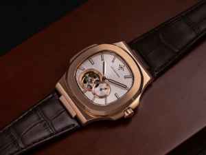 นาฬิกาอัตโนมัติสำหรับผู้ชาย Alexander Ferros 6312R-02 หน้าปัดแซฟไฟร์ สายหนัง ตัวเรือนสแตนเลสสตีล กันน้ำ ระบบกลไก สปอร์ต - Product Image 4