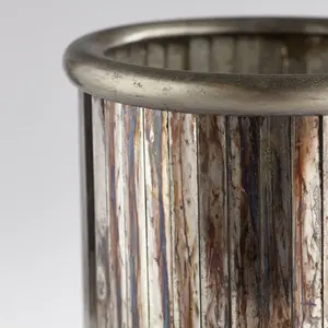 Florero Artístico de Metal y Hierro para Decoración Moderna del Hogar, Florero de Metal Hecho a Mano de Alta Calidad para Uso en Interiores - Product Image 4