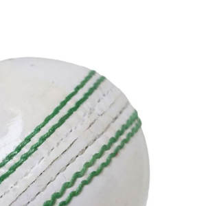 Balle de cricket en cuir pour tous types de terrains, balle de cricket robuste pour l'entraînement et les matchs - Product Image 5