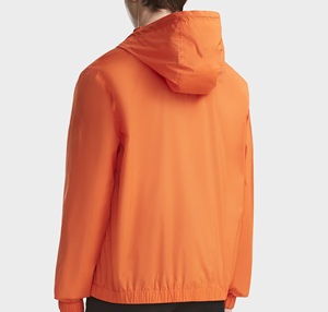 Veste coupe-vent légère et surdimensionnée en polyester enduit, imperméable et respirant, avec fermeture éclair, pour le travail et les activités sportives - Product Image 2