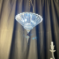 Lustre de luxe en cristal avec abat-jour en verre cannelé, suspension à chaîne dorée, éclairage LED, garantie 3 ans, facile à installer