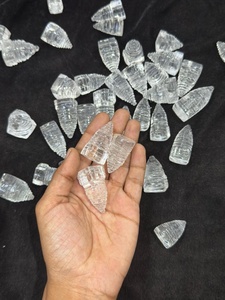 Vente en gros de sculptures en quartz cristal transparent Sphatik Shree Yantra, figurine porte-bonheur Feng Shui, artisanat fait main, spirituel - Product Image 3