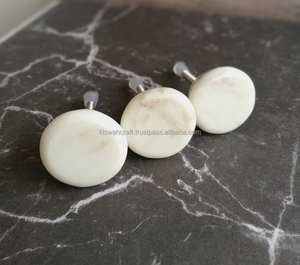Boutons d'armoire en pierre modernes de dernière qualité, poignées en marbre et laiton pour commode, tiroir, poignée de porte, matériau acrylique pour la cuisine - Product Image 1