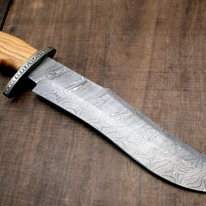 Couteau de chasse professionnel pour l'extérieur, lame fixe, outil de survie pour le camping, construction durable en acier inoxydable, fabrication sur mesure OEM ODM en gros - Product Image 2