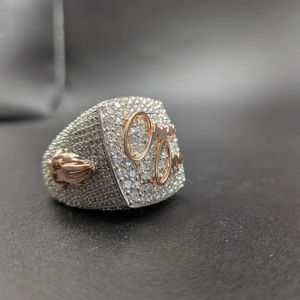 Anillo de Moissanita VVS de Corte Princesa de Calidad Premium, Chapado en Oro, con Claridad y Brillo Deslumbrantes, Anillo de Compromiso Perfecto, Precio de Exportación - Product Image 2