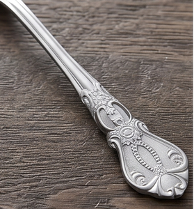 Elegant Metal Flatware Set With <b>Ornate</b> Handles High <b>Mirror</b> Polish Rust Resistant <b>Silver</b> Color Plated Cutlery For Wedding Use - Product Image 3