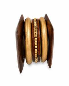 Ensemble de bracelets en bois pour femmes avec design superposé doré, bracelets ethniques pour un style traditionnel et décontracté, légers, taille unique - Product Image 1