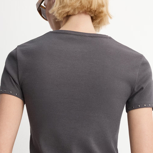 Vêtement décontracté coupe droite avec logo personnalisé, coupe ajustée, détails cloutés, col rond et manches courtes, collection 2026 - Product Image 5