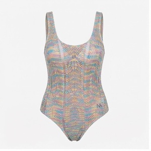 Ensemble de yoga 2 pièces imprimé papillon bleu avec finition dorée, body à col en V profond et jupe portefeuille longueur genou - Product Image 1