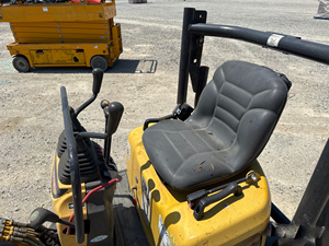 Miniexcavadora Diesel VIO10-2A 2016 para Trabajos de Excavación de Zanjas y Movimiento de Tierras - Product Image 3